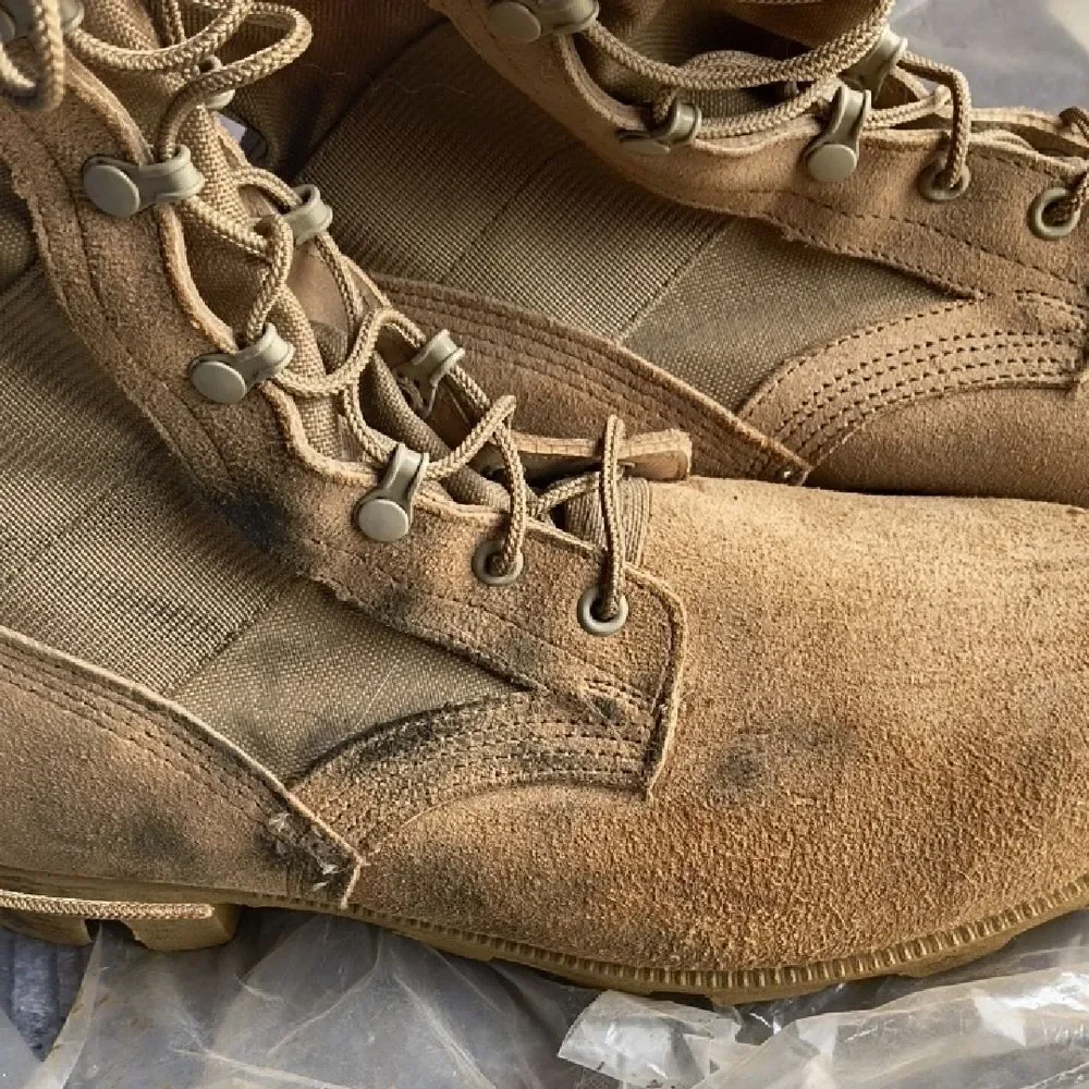 Men's Tan Combat Boots
